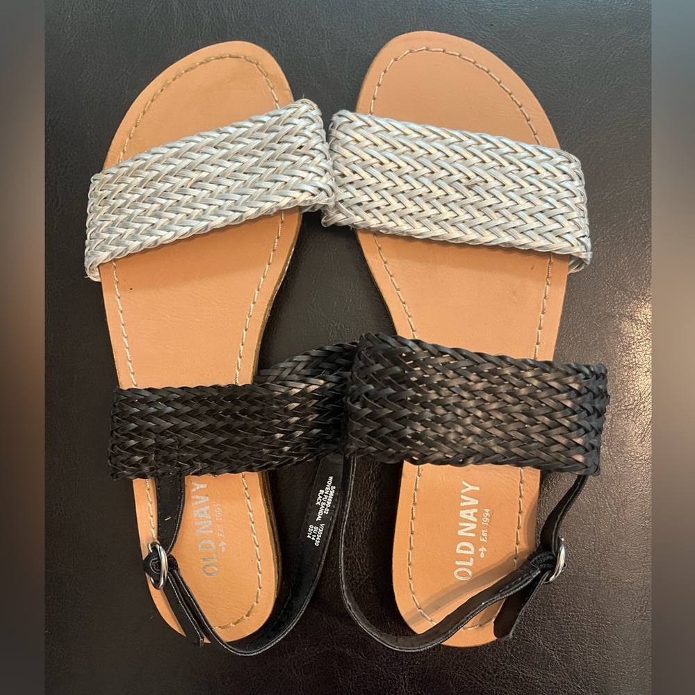 Old navy flats size 6